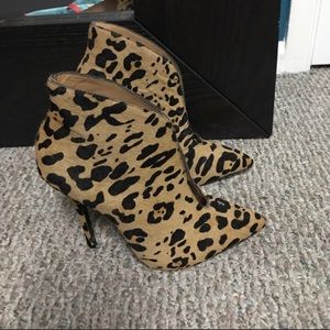 Steve Madden Derived Pony Ankle booties